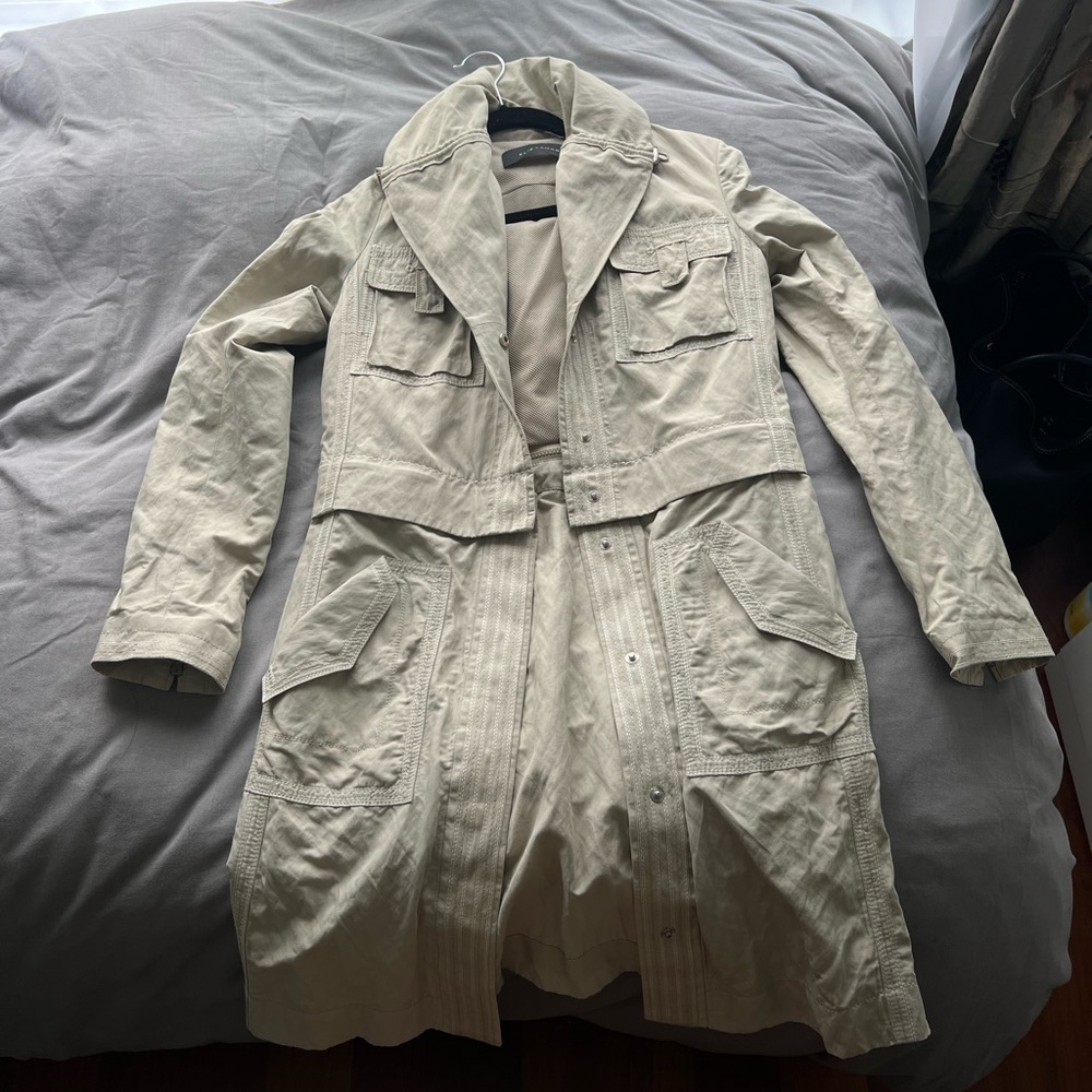 Elie Tahari trench (S)